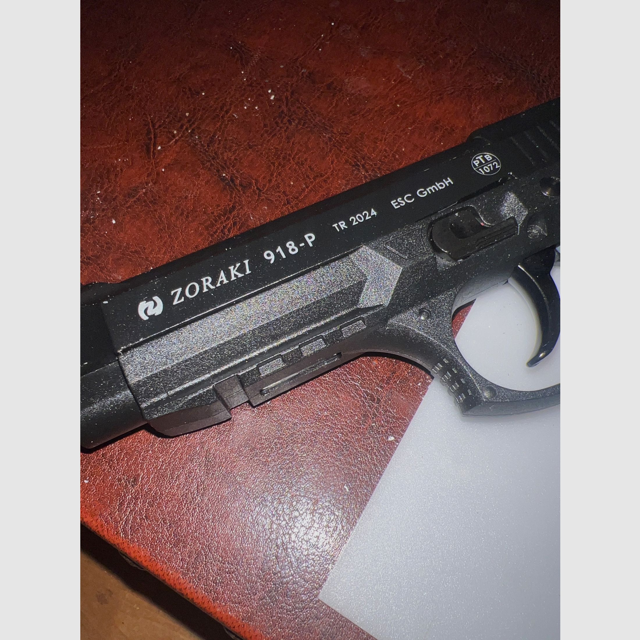 Blank-firing Zoraki Model 918, immagine 4 di 5