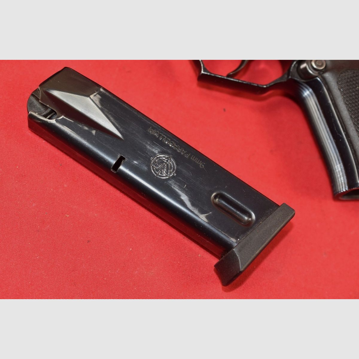 #8350 VEKTOR SP1 pistol, cal. 9x19, image 8 of 15