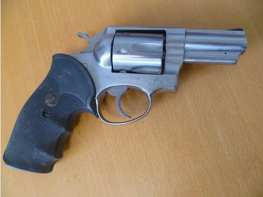 Revolver Ruger Speed-Six .357 Magnum