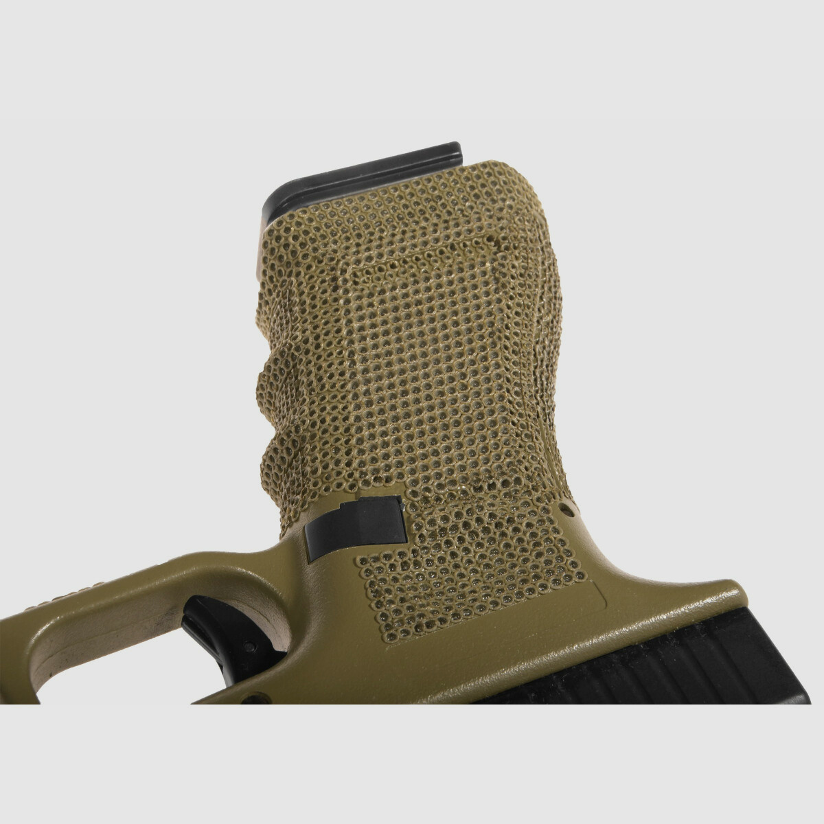 P06 GBB Airsoft Pistole in Oliv | Delta Armory