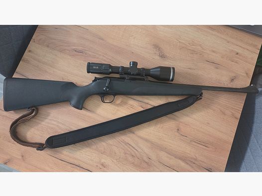Blaser R8 Professionale .30-06 con Minox ZE 5i 2-10x50 e montaggio a sella Blaser