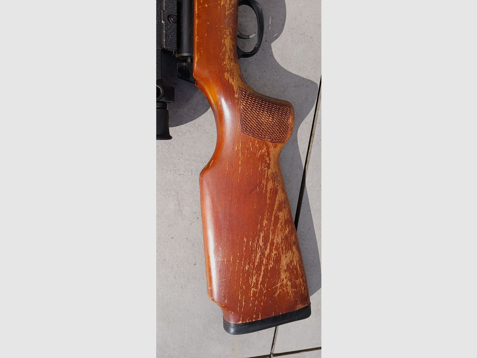 Karabinek pneumatyczny Model 311