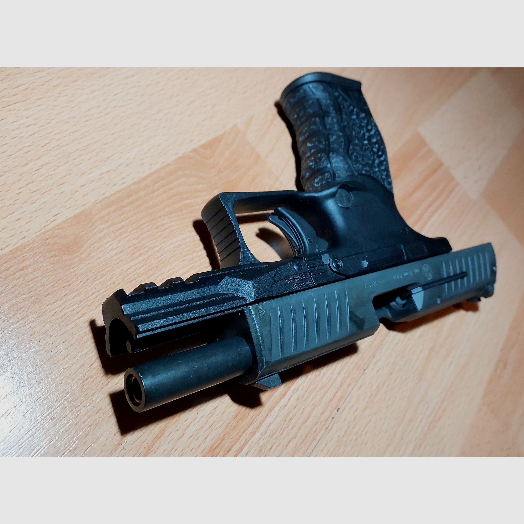 Walther PPQ M2 Schreckschuss Pistole 9mm P.A.K. schwarz (PTB 958)