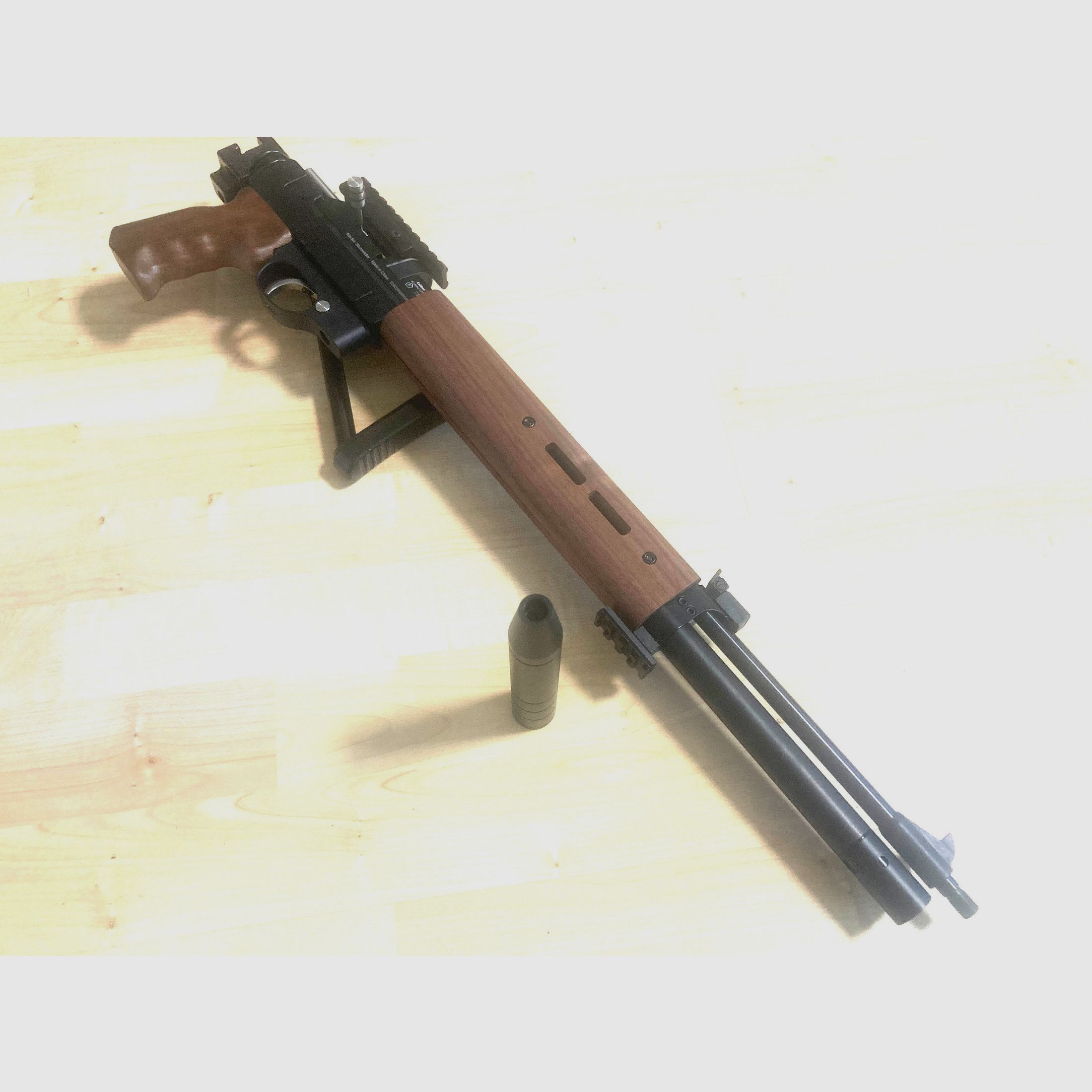 Carabina ad aria compressa Diana Stormrider "Paratrooper Classic" con sistema di stock pieghevole in alluminio stile WW2/50s, F libera da 18 anni con kit export 35J, immagine 3 di 8