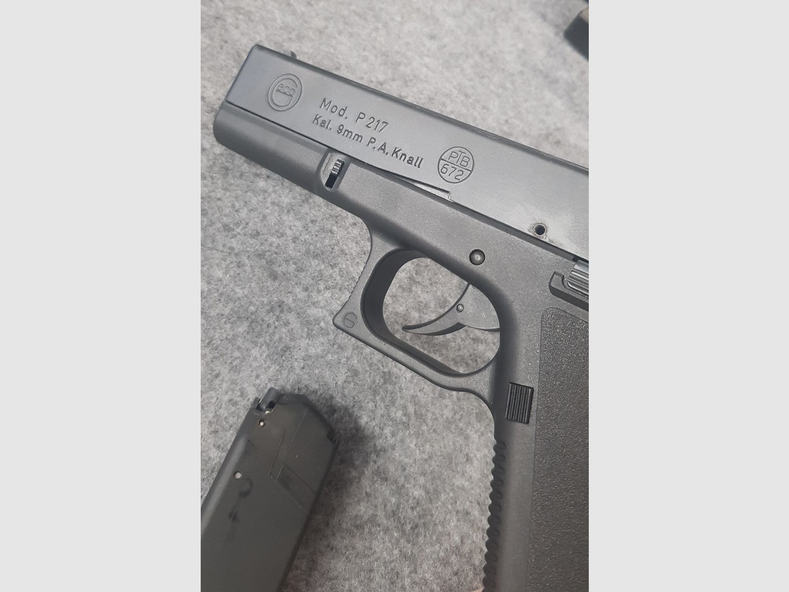 Erma Geco P217  Magazin  Glock 17  PTB 672 PAK 9mm