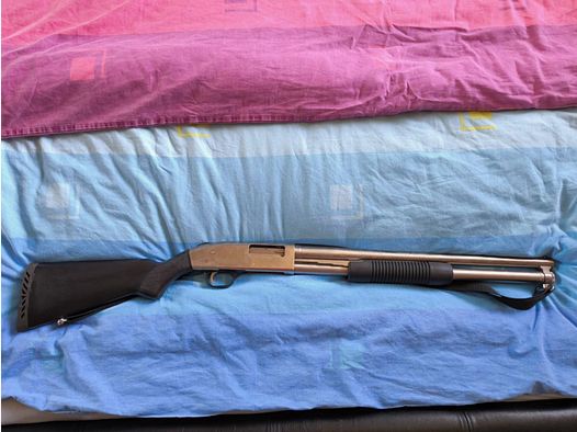 MOSSBERG MARINER 12/76