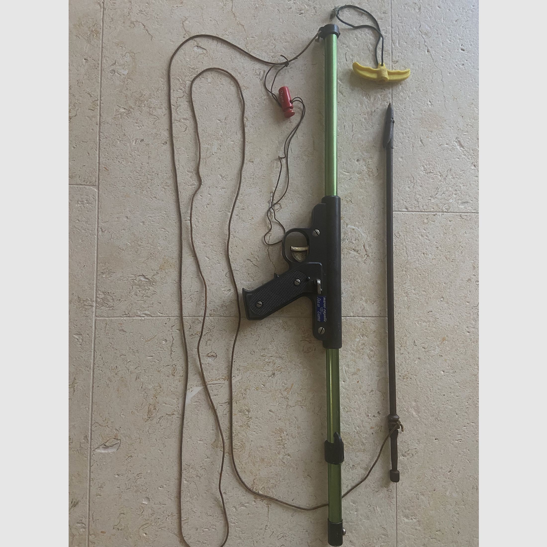 Harpón Retro Vintage Mares Rapallo con resorte