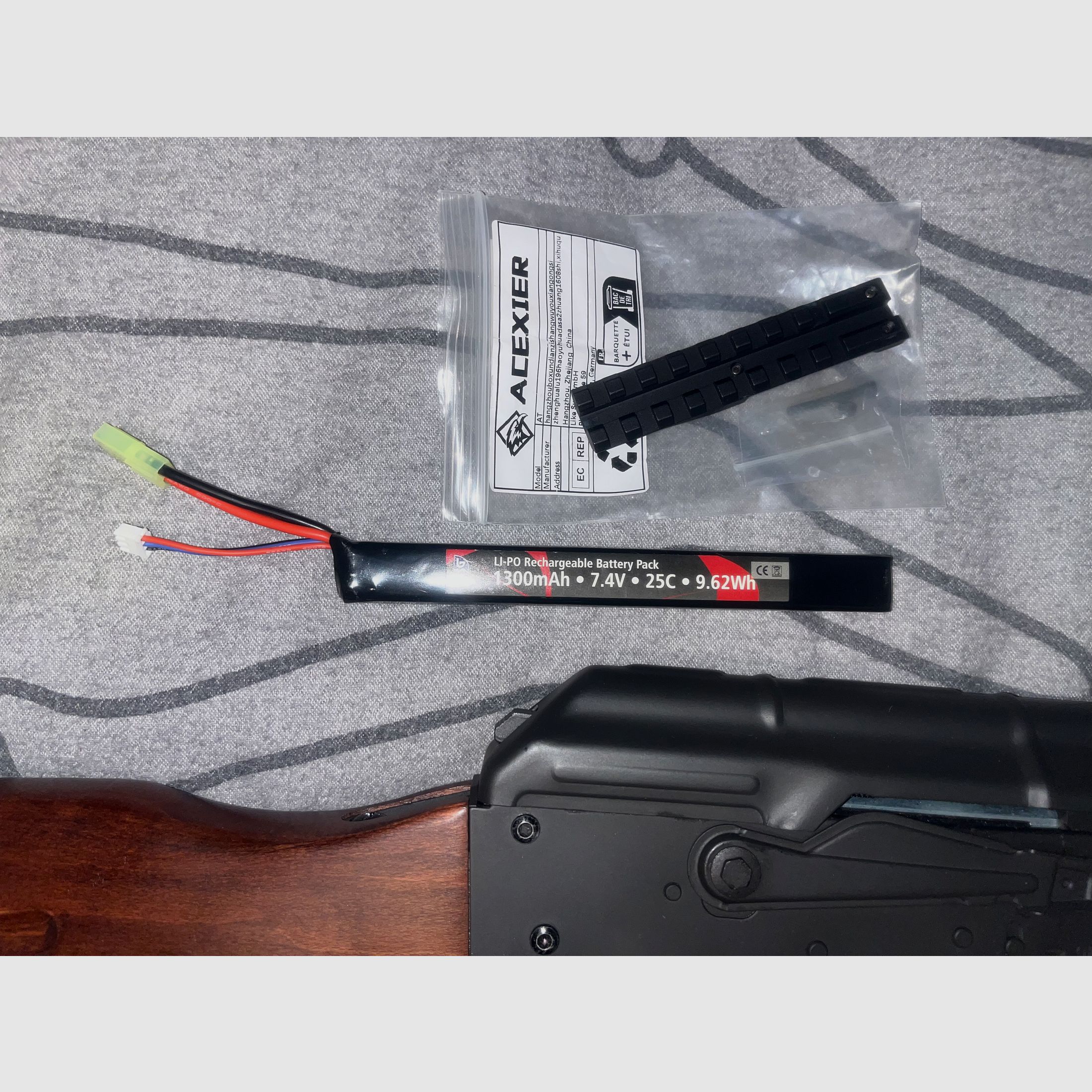 AK-74 Vollmetall Echtholz BlowBack S-AEG APS mit Zubehör 