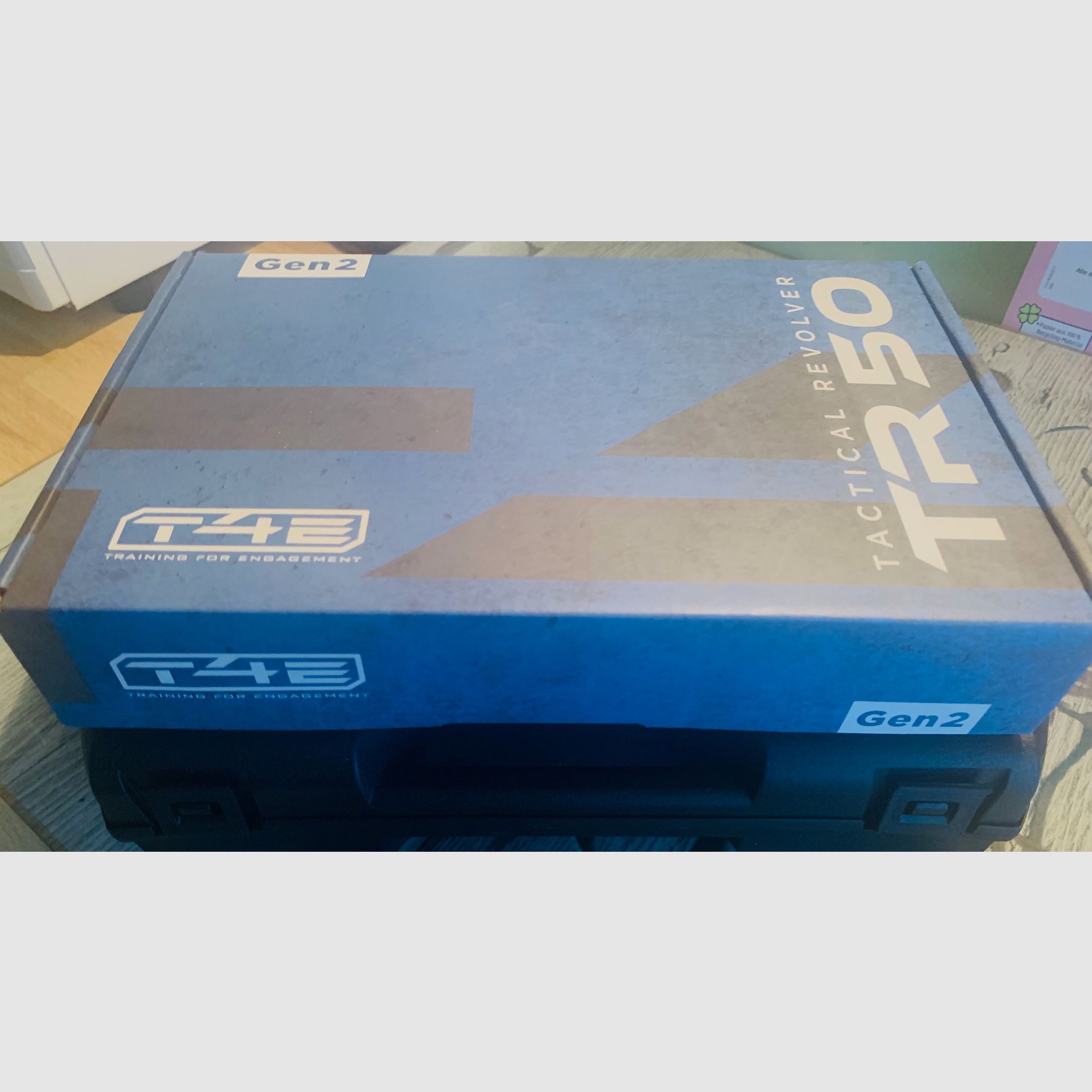 Taktischer Revolver TR 68 Gen.2 7,5 Joule, CO2 Kapseln-Technik/Arrows-Pfeile mit Halterung