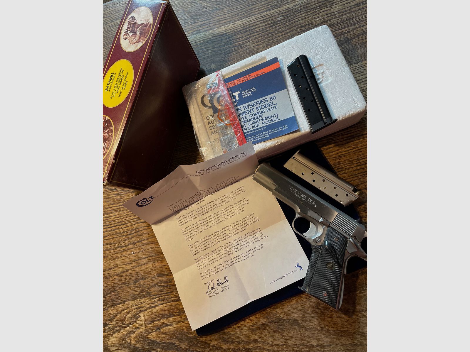 COLT GOVERNMENT MK IV Kal. 9mm