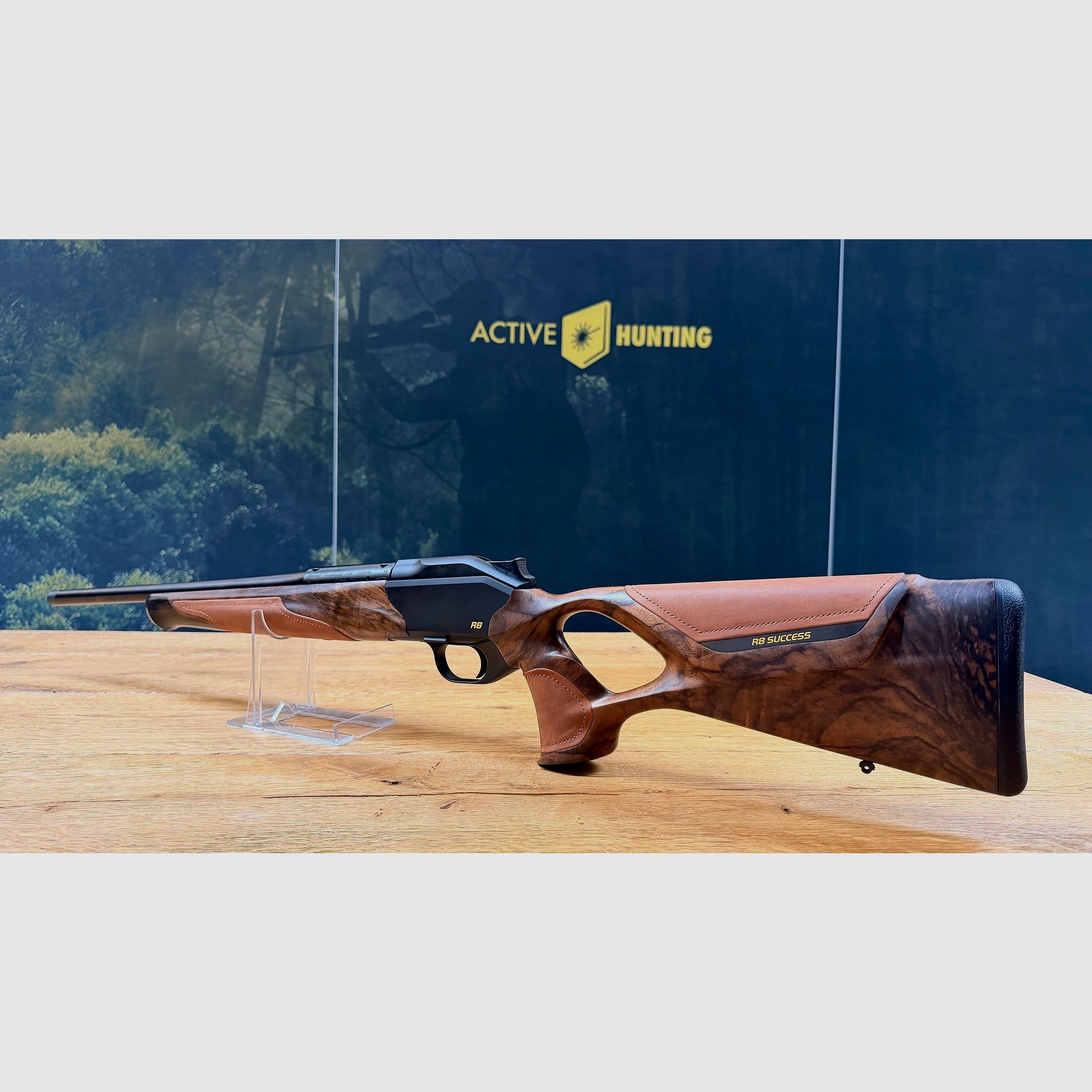 Blaser R8 Success / HK7 Super Finish matt / Chesterfield Leder / Stahlkugel gerändelt / Kaliber & Lauflänge nach Wahl / M15x1 Gewinde / ATEMBERAUBEND, Bild 2 von 11