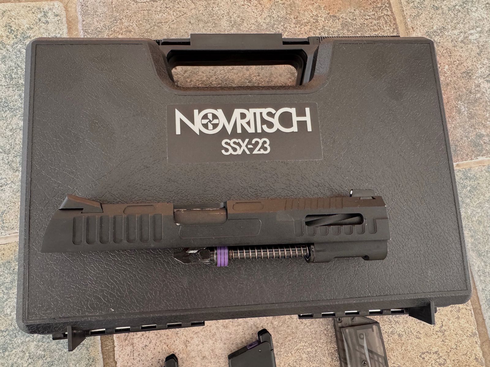 Novritsch SSP1 Softair Pistole mit Zubehör 