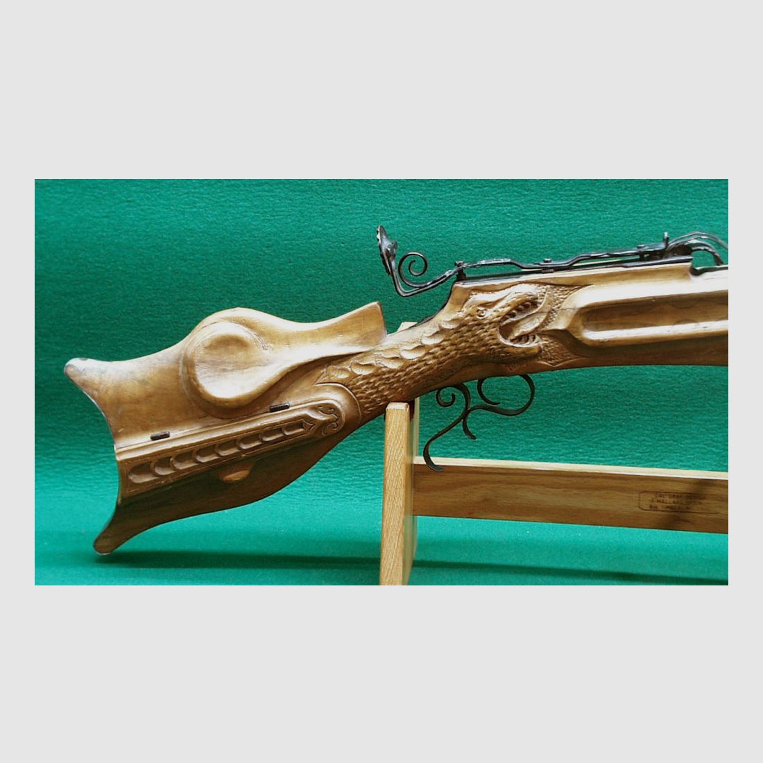 Custom Made	 Jagdarmbrust