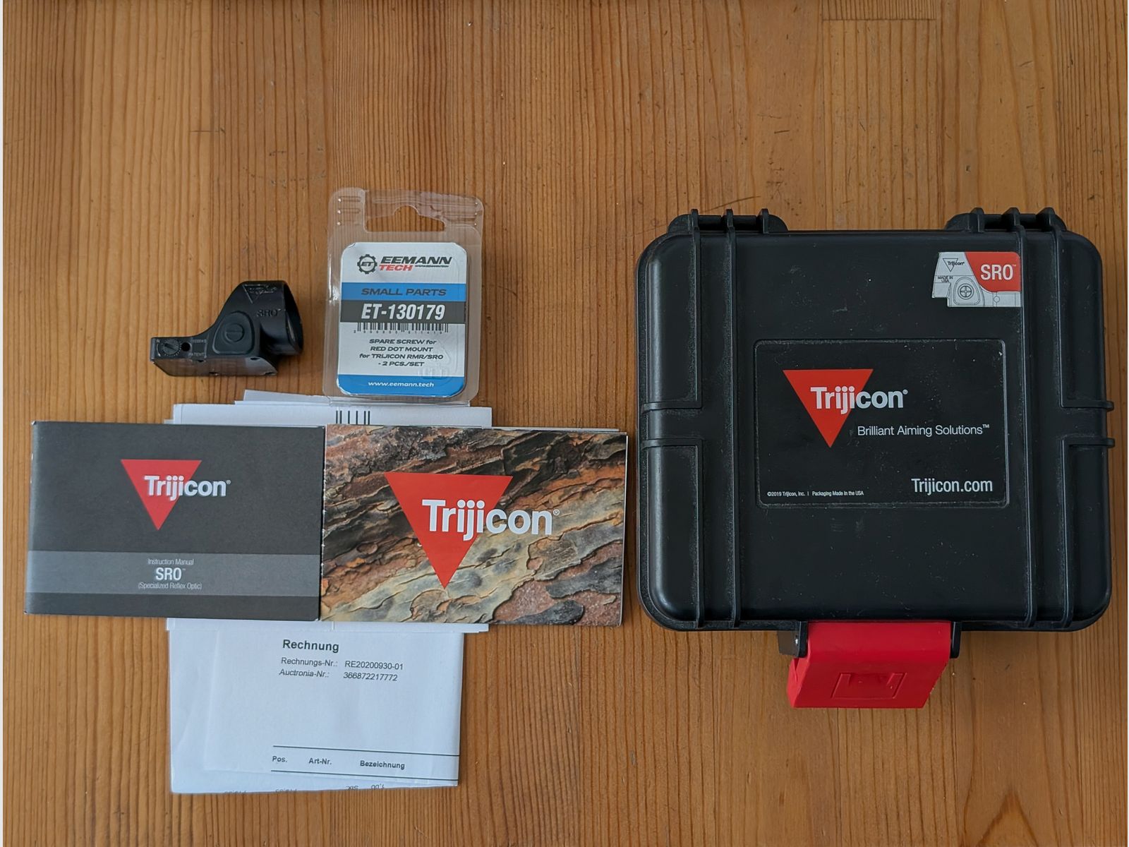 Original Trijicon SRO 2.5 MOA Mini Red Dot