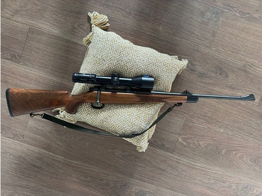 Mauser M03 repeating rifle with Zeiss Victory Varipoint scope