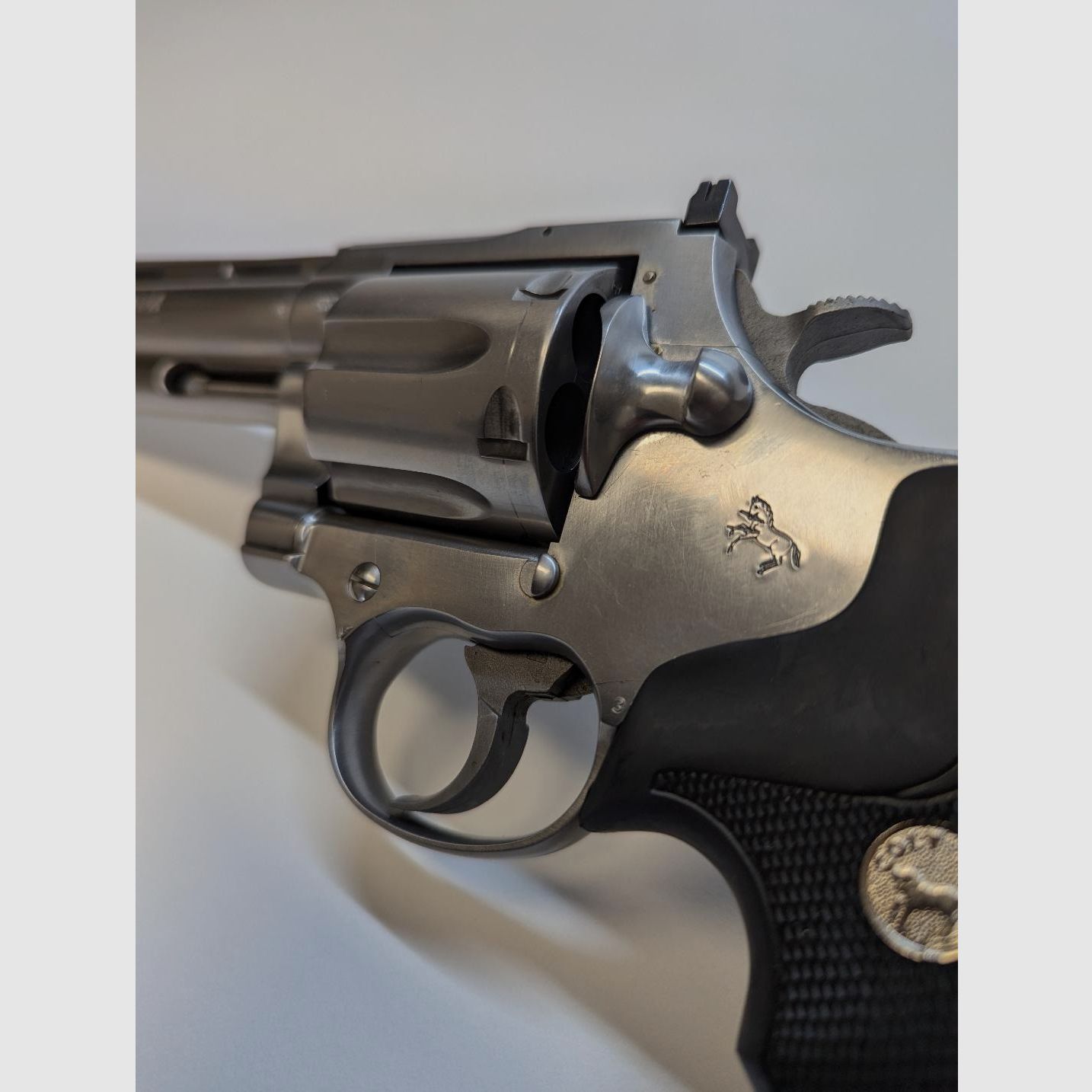 6"  Revolver Colt Anaconda  in  .45 Long Colt 