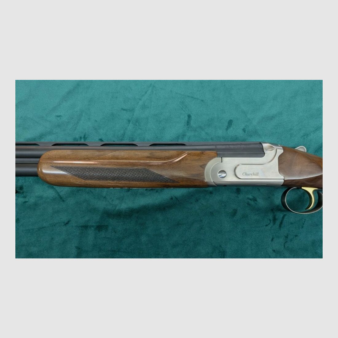 Akkar Churchill 206E