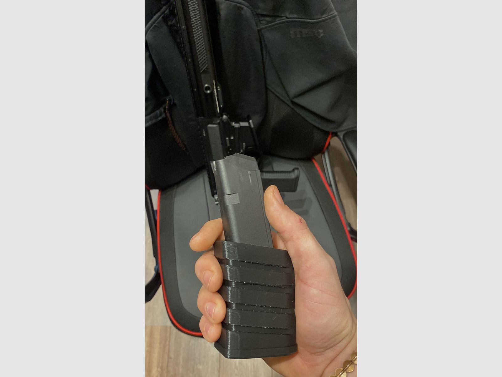 Magazine extension / grip for Hera The 9er 9mm (Glock)