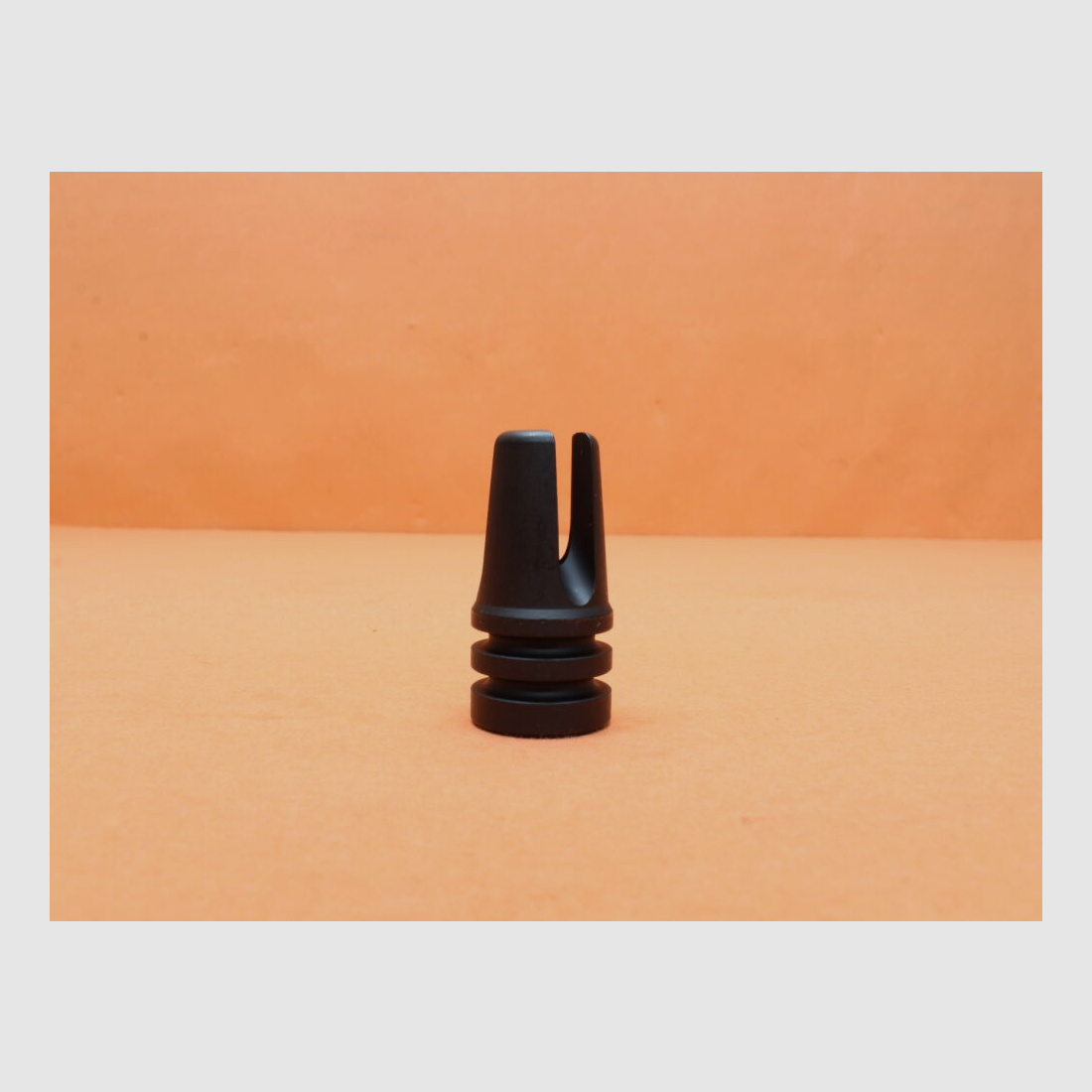Brownells AR-15 : Frein de bouche A1 à 3 branches amélioré (1/2-28) BRN .223 Acier mat / Suppresseur de flamme
