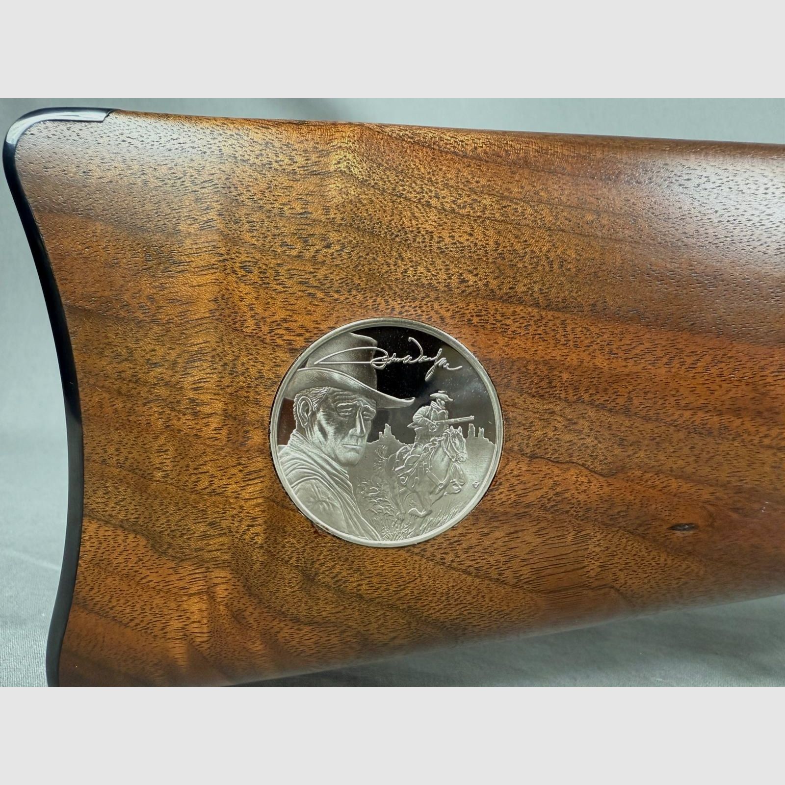 Winchester Mod. 1892  "John Wayne 100th Anniversary Custom Grade"   (.44-40 WCF)