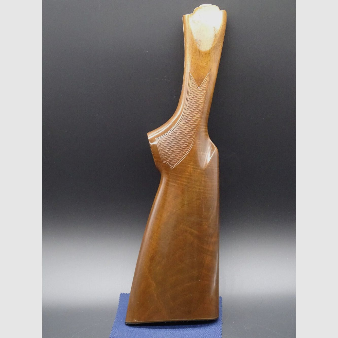 Stock wood shotgun / rifle shipping free