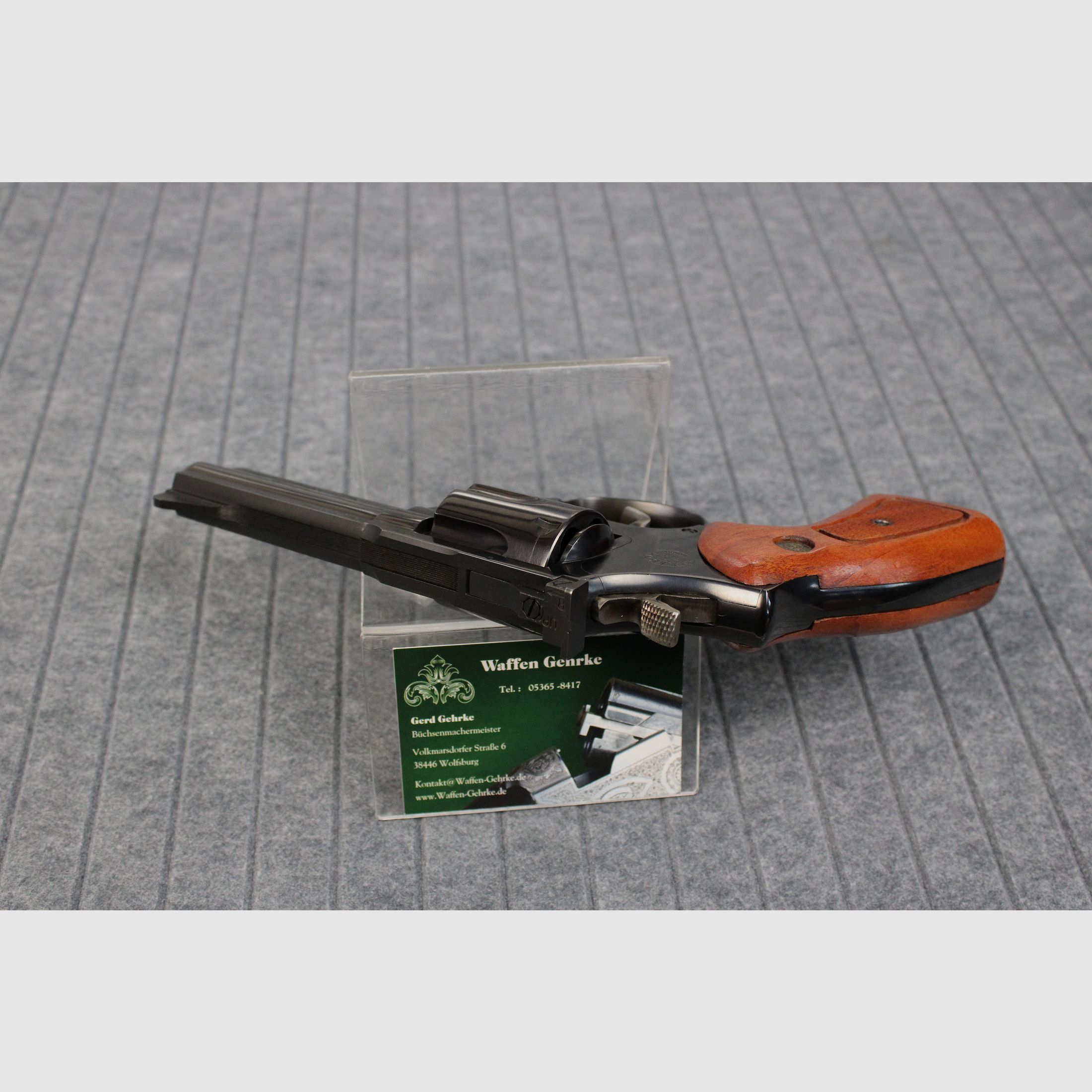 Taurus Brasil Mod. 669 .357 Mag. 4" Revólver