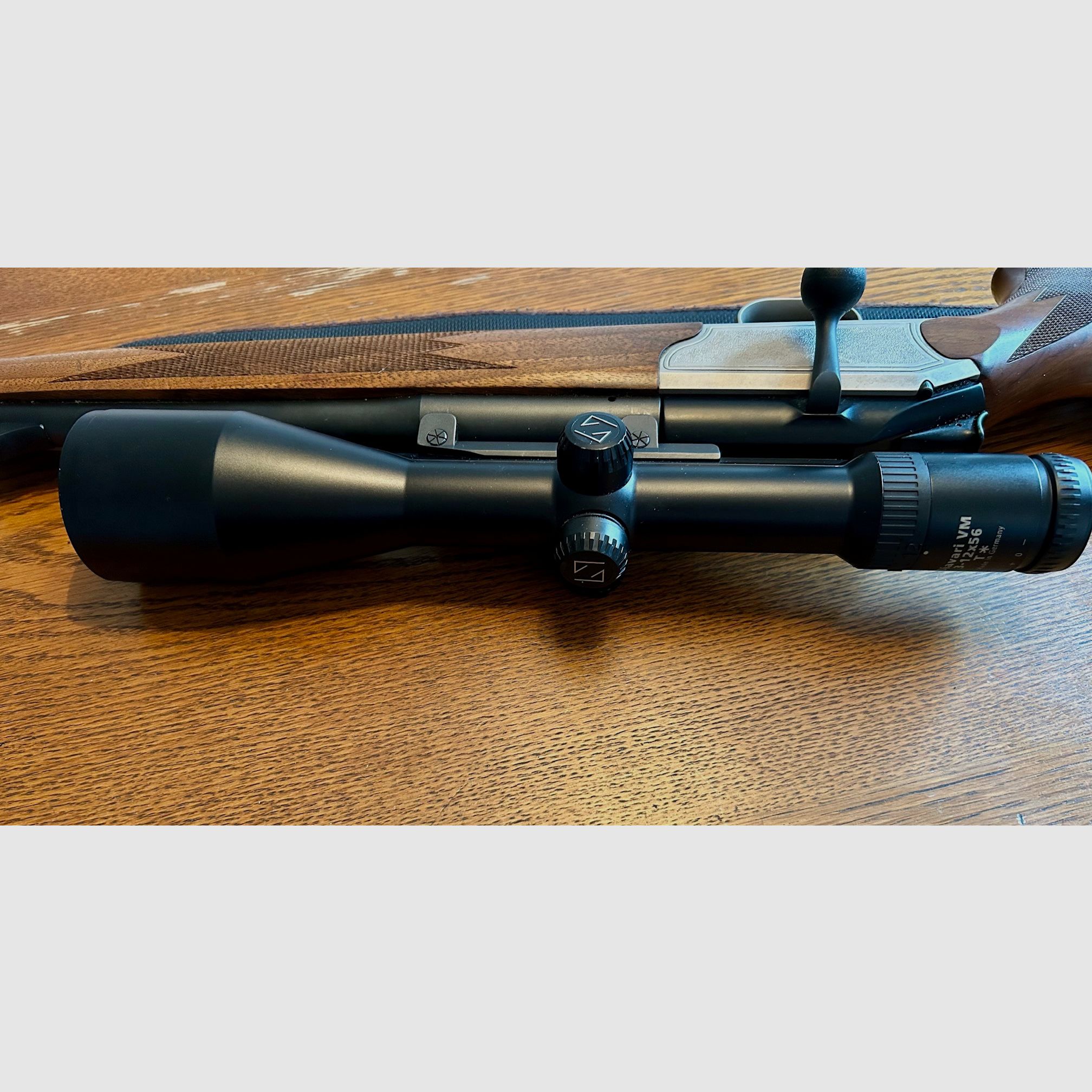 Blaser R93 m. Zeiss Diavari VM Zieloptik