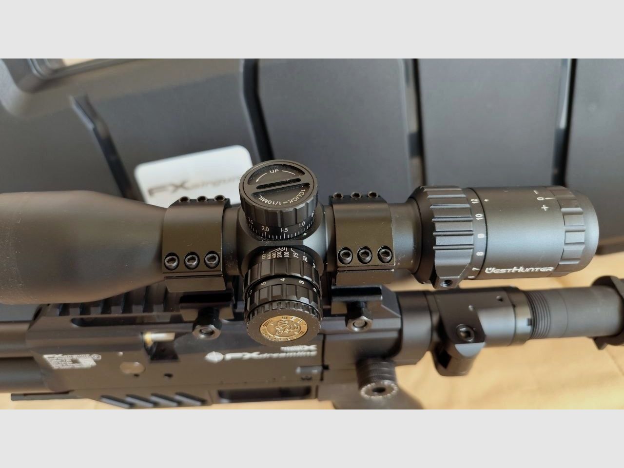 FX Dreamline Tactical im Kaliber 7,62 (30), 7,5 Joule, mit Zielfernrohr Westhunter HD 3-12x44 FFP