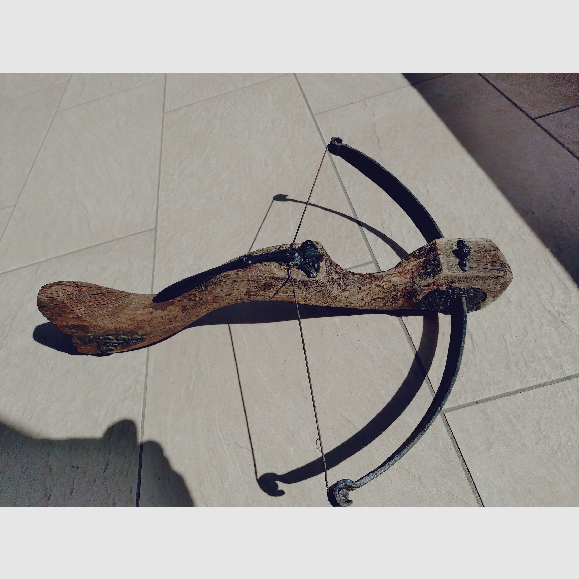 Armbrust antik historisch Erbstück 