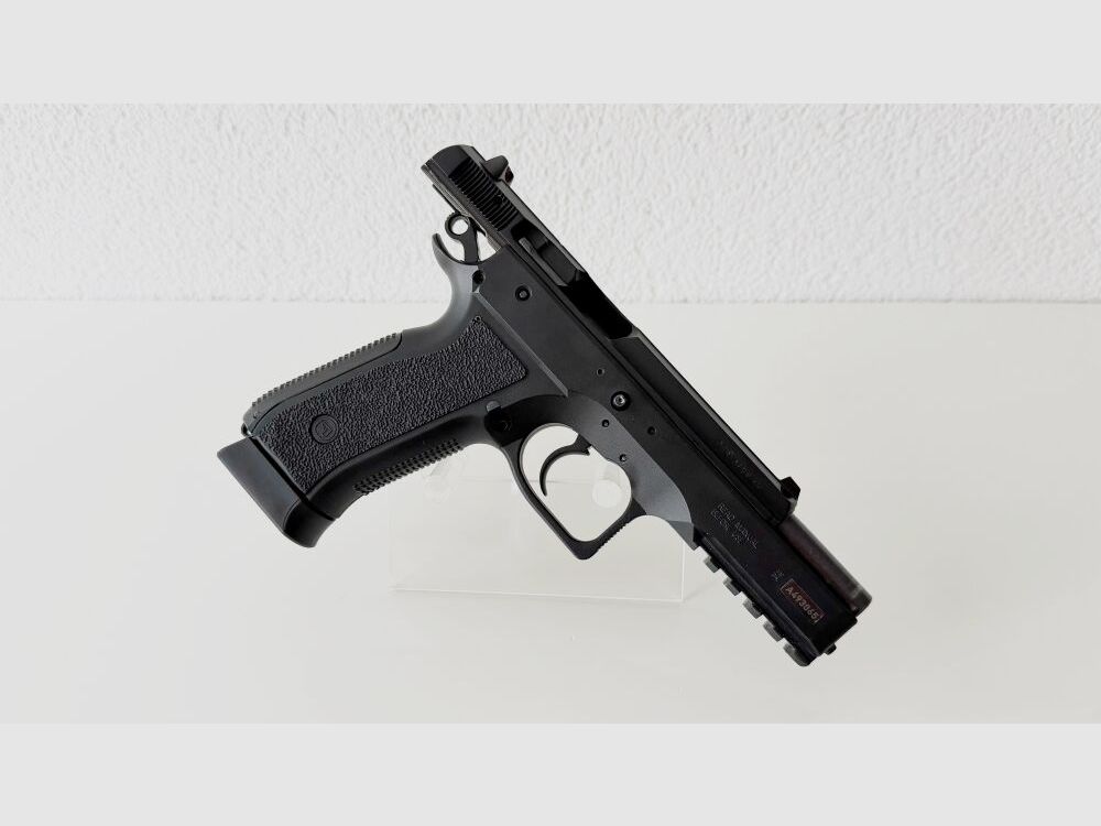 CZ Uhersky Brod Ceska 75SP-01 Phantom con Holster 9mmLuger