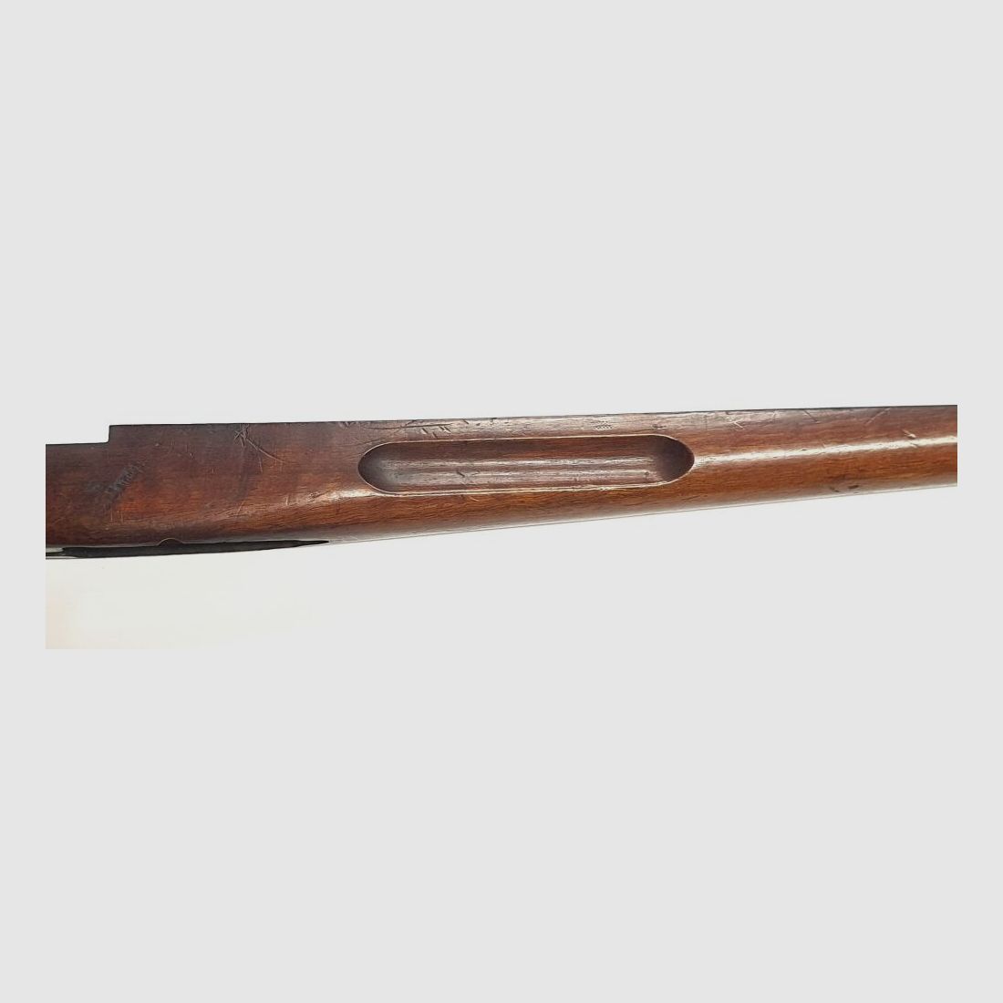 Schaft voor Zwitsers infanteriegeweer / IG 1889 met bovenhout en beslagdelen