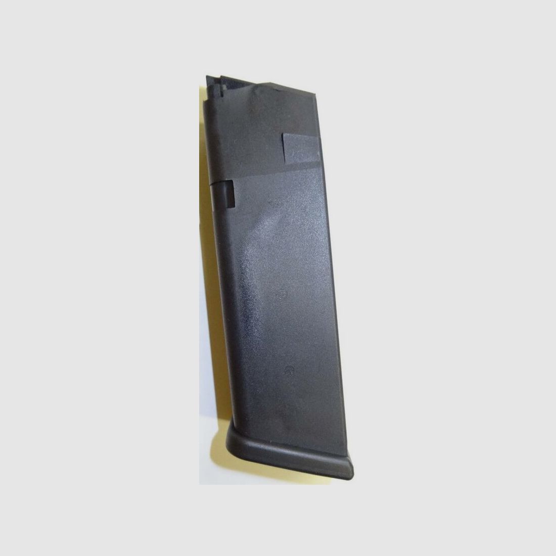 Pistolet Glock 13-strzałowy magazynek kaliber 45ACP