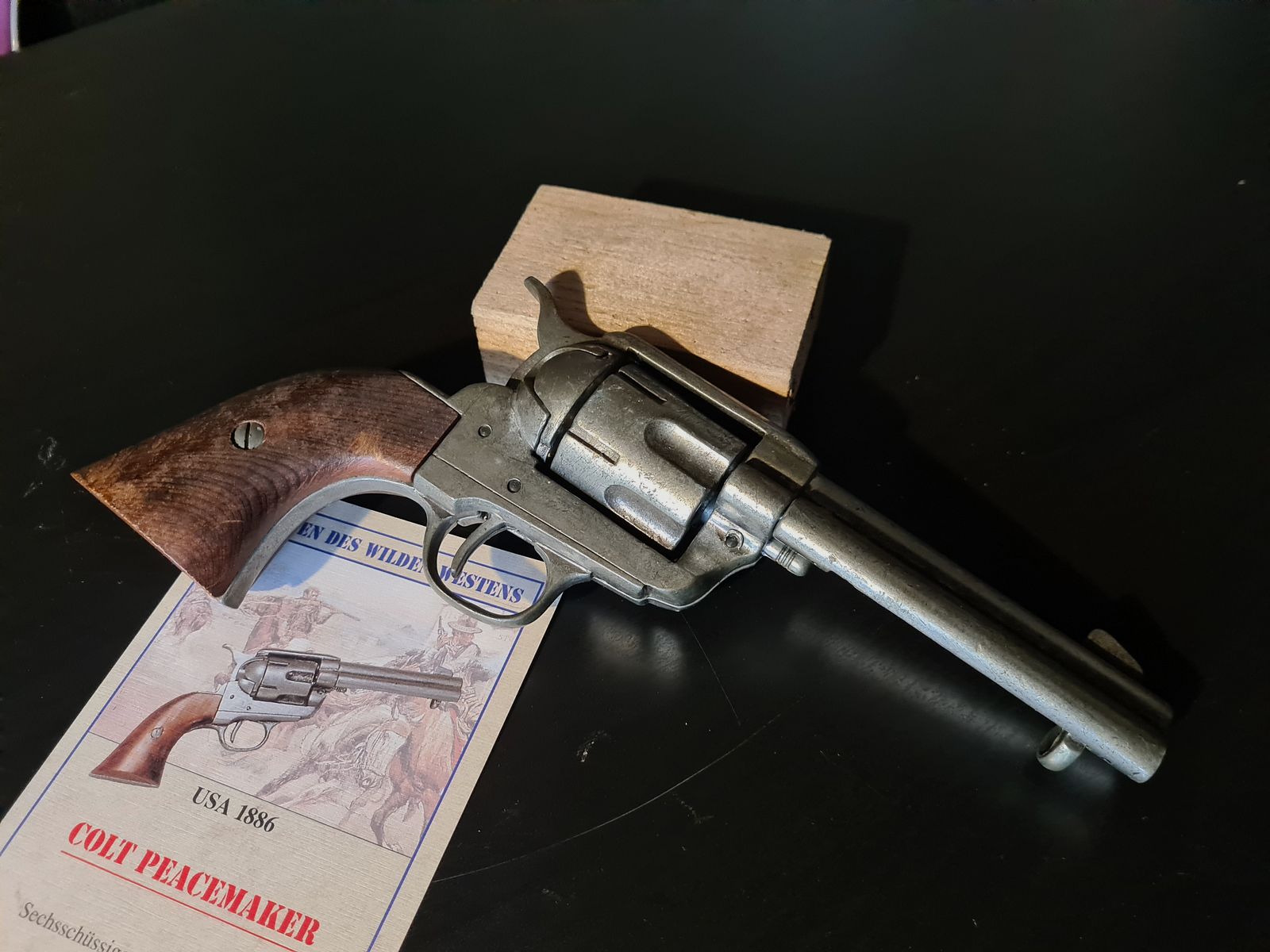 COLT PEACEMAKER Revolver Deko GODE