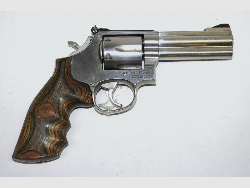 Smith & Wesson Revolver Mod. 686-3 Kal. .357 Mag.