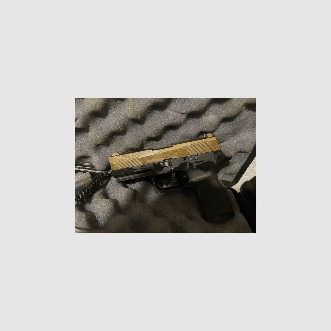 Sig-Sauer P320 Bronze