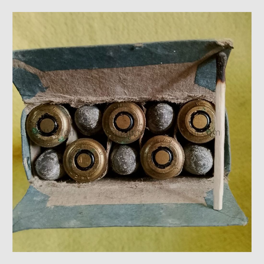 Munitionsfabrik Spandau 10 scharfe Patronen M/71