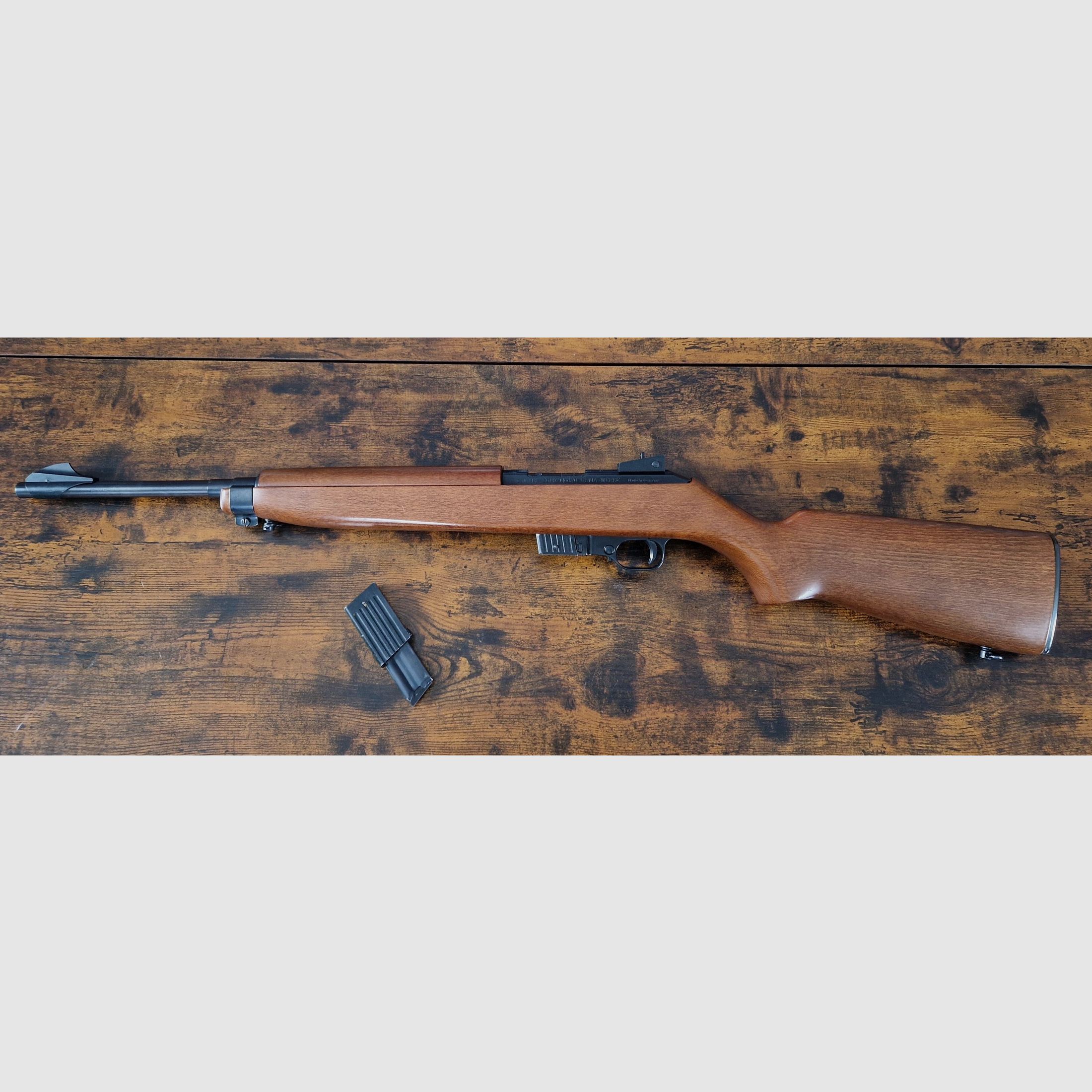 Zelfladende geweer Erma EGM 1 Model 70 Kaliber .22LR