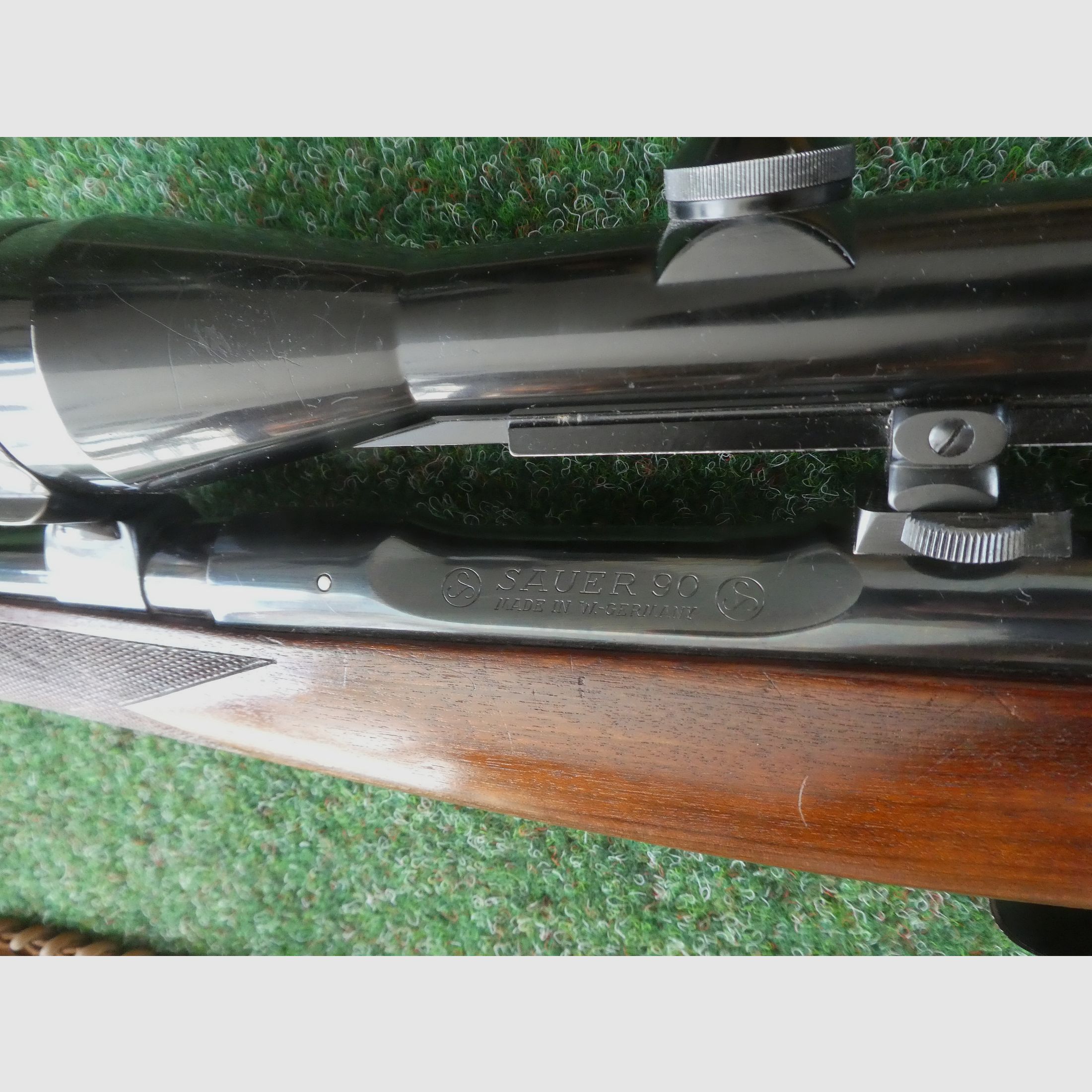 Sauer 90 in 7x64 mit Zeiss 2,5 - 10 x x56