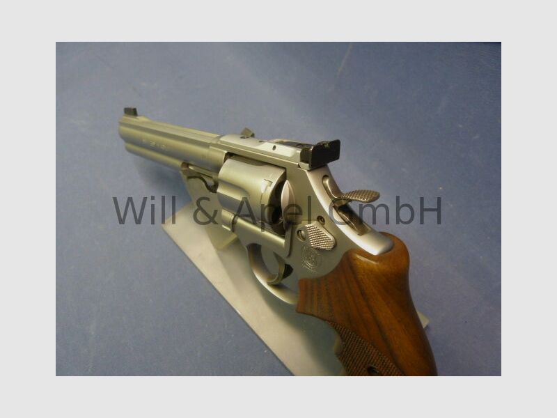 SMITH & WESSON Revolver Modell 686-6 Target Champion