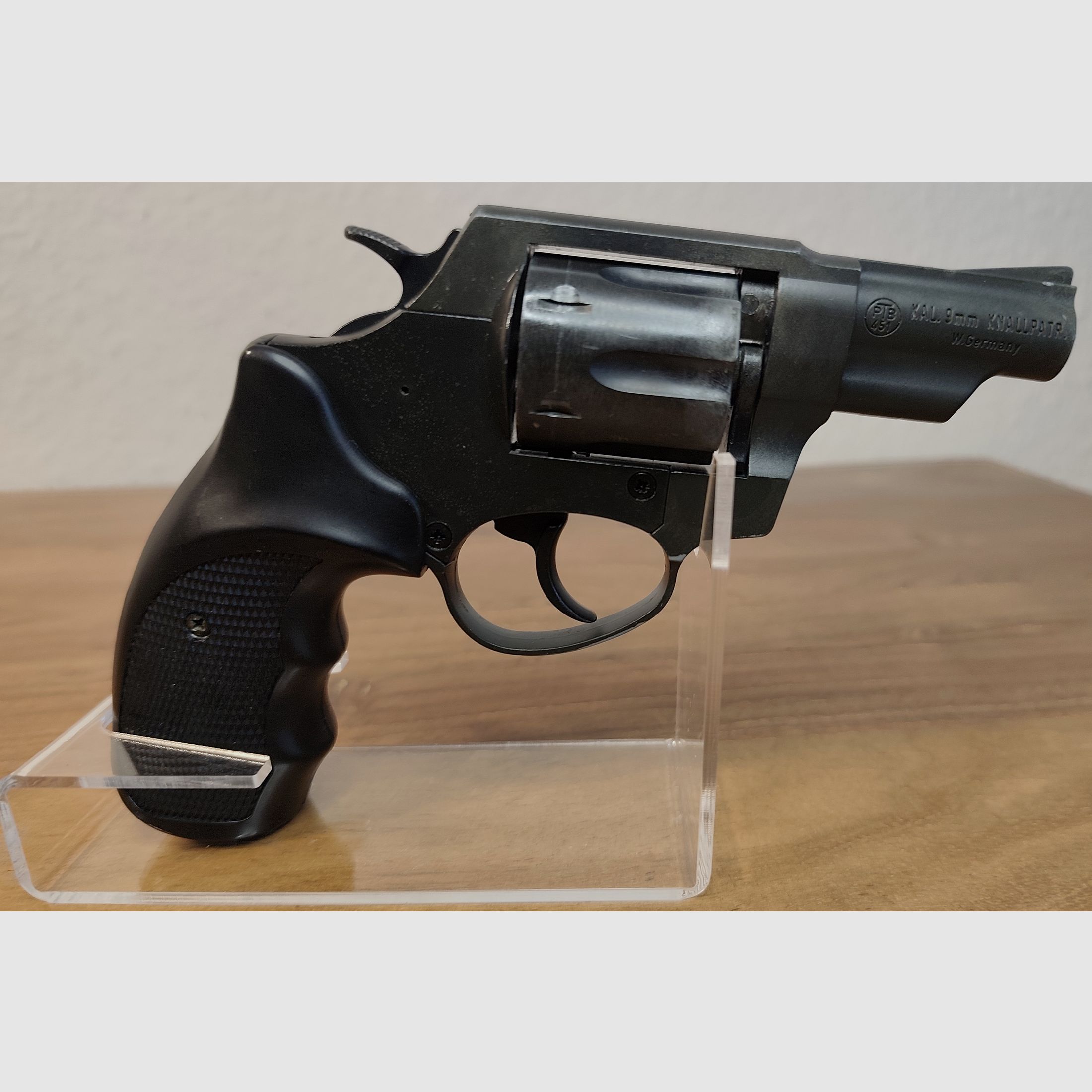 Röhm RG 89 Kaliber 9mm PTB 451 schwarz Combat Griffe