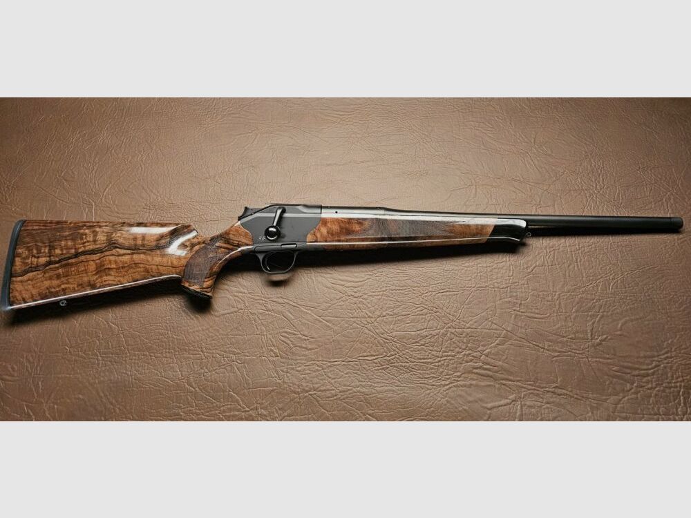 Blaser R8