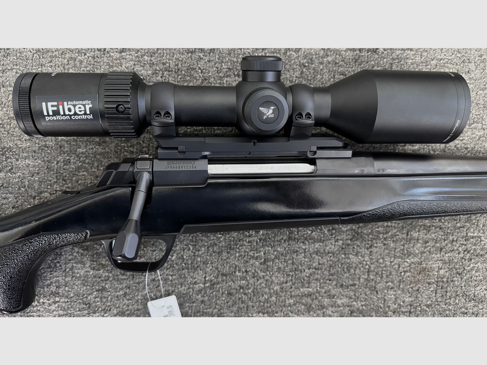 Browning X-Bolt .30-06 mit Mündungsgewinde, Zielfernrohr & Schalldämpfer