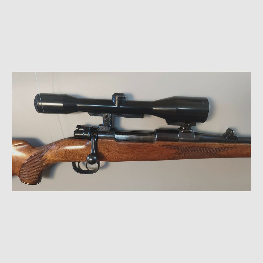 AKAH Merkur 7x64