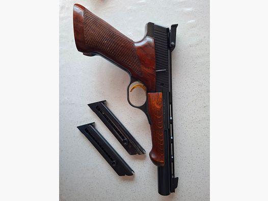 FN Browning Herstal Match 150 pistolet de sport .22lr.