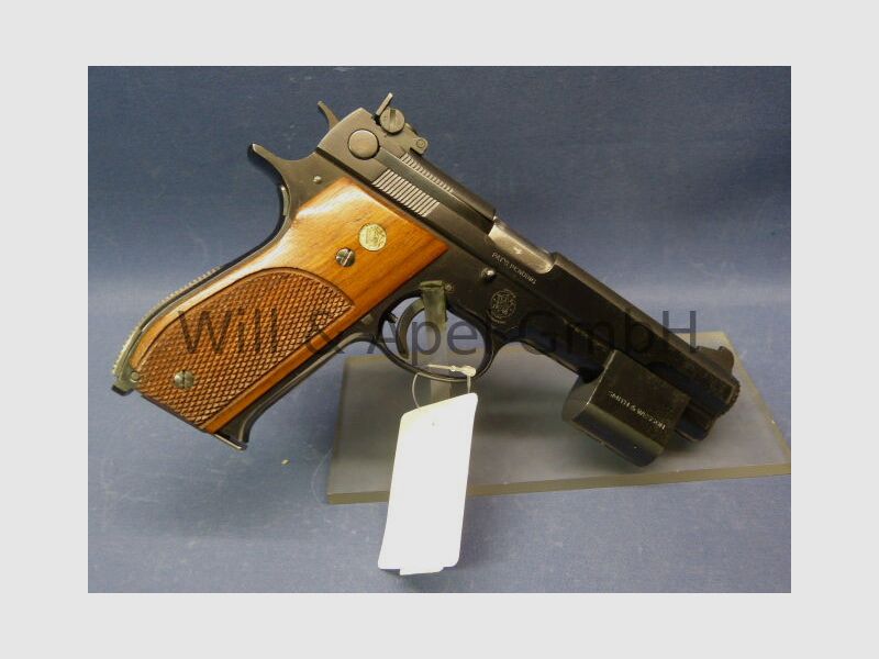 SMITH & WESSON M52-1