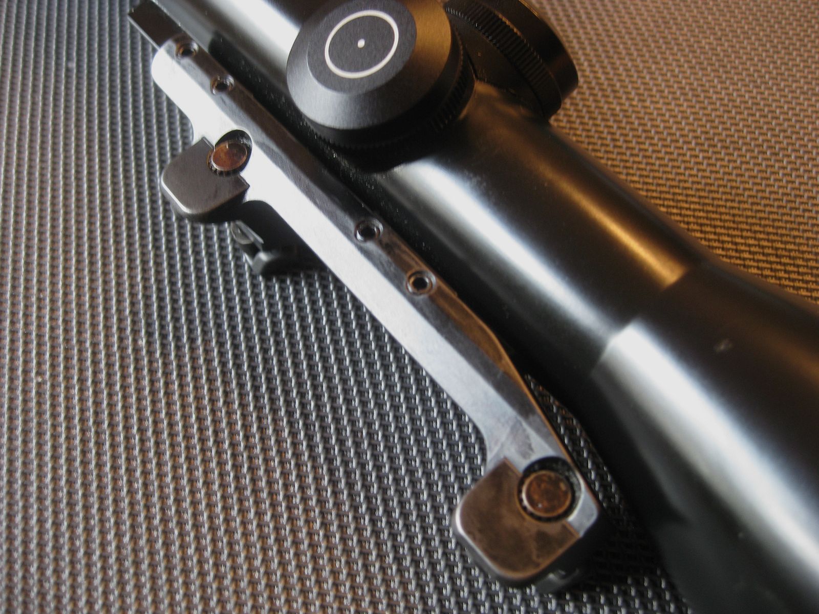 Gebrauchter KLASSIKER. Das Schmidt&Bender 3-12x50 mit Absehen-1 (ähnlich ZEISS-Diavari Absehen) inkl. älterer Blaser-Sattelmontage! Kein Swarovski-LEICA-Kahles-Nickel