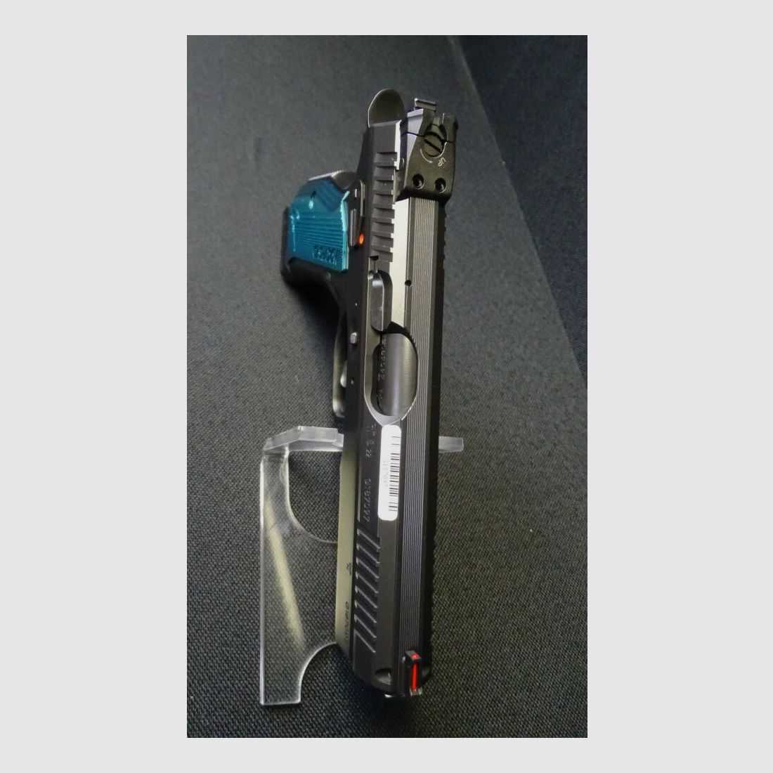 CZ Shadow ll blau