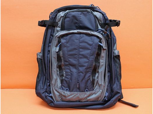 5.11 COVRT18 Backpack (56961) 726 True Navy: Rucksack
