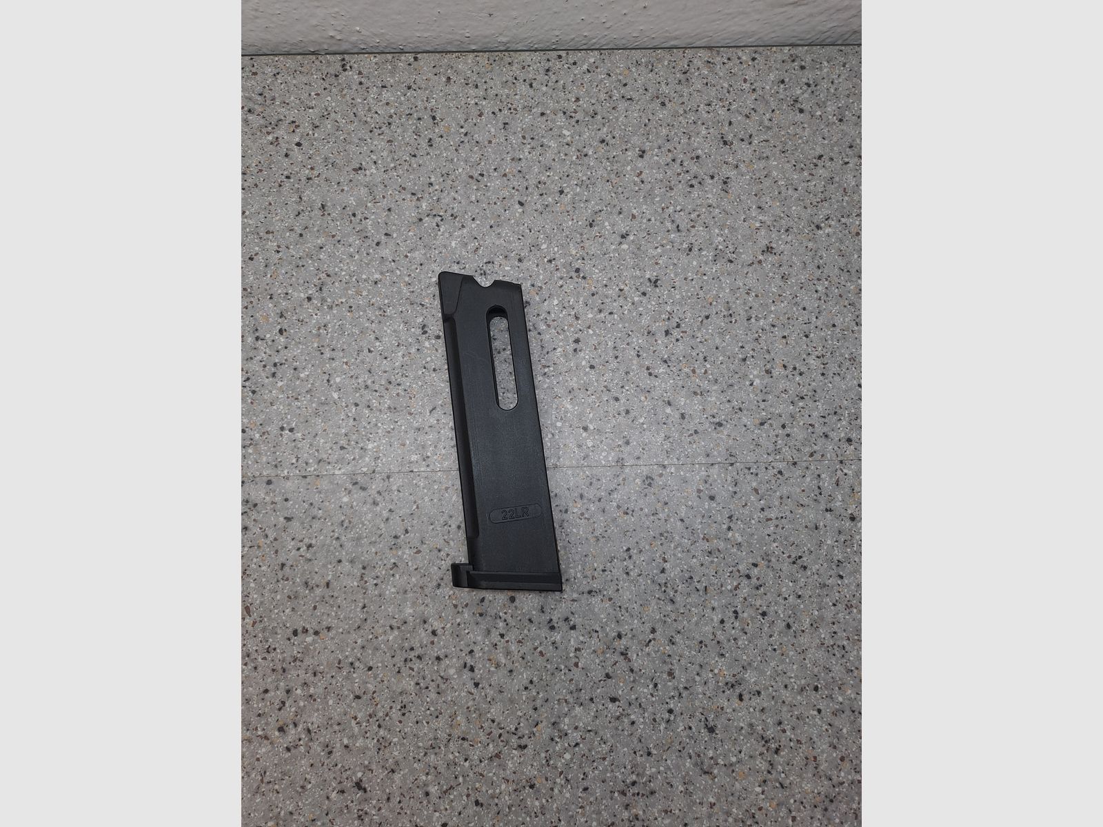 Kimber Magazin 1911 .22 lr 10RD,  keine Funktion des Schlittenfanghebels !