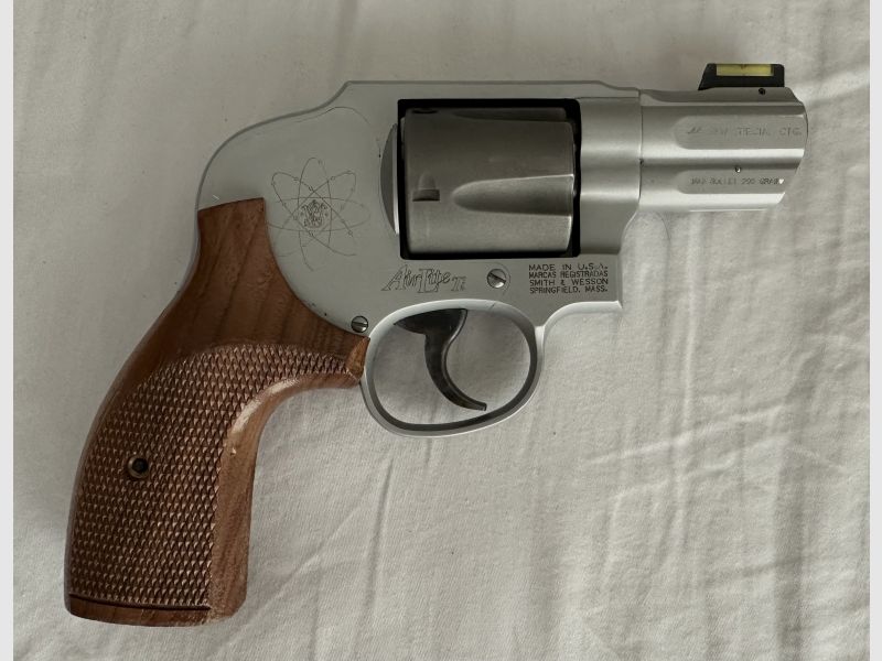 Sehr seltener Smith&Wesson Mod.296 im Kaliber .44Spezial - Titan AirLite DAO Revolver nur 497Gramm